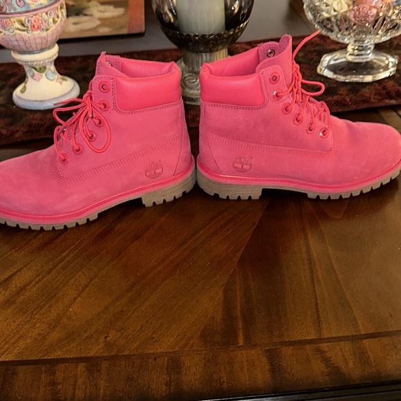 ‼️awesome Timberland Pink Boot women size 6/ big kid size 4 - Picture 10 of 10